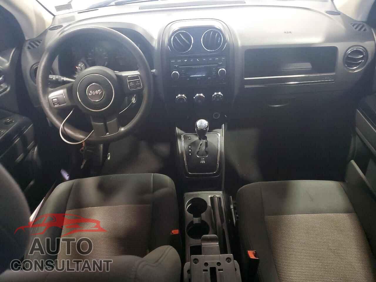 JEEP COMPASS 2012 - 1C4NJCBA7CD610548