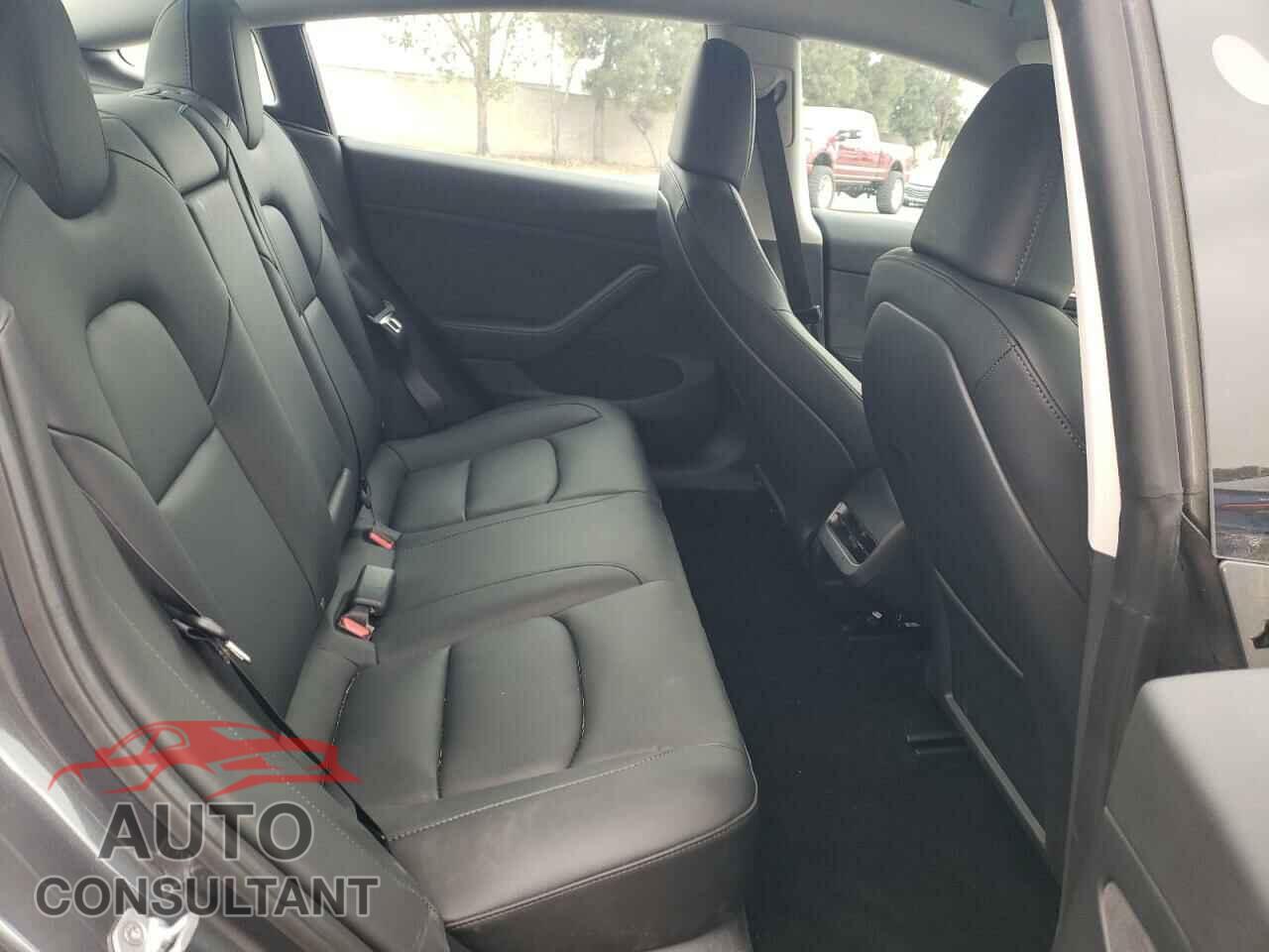 TESLA MODEL 3 2023 - 5YJ3E1EA3PF700516