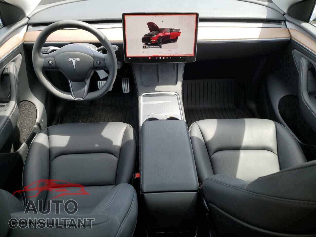 TESLA MODEL Y 2024 - 7SAYGDEF5RF064183