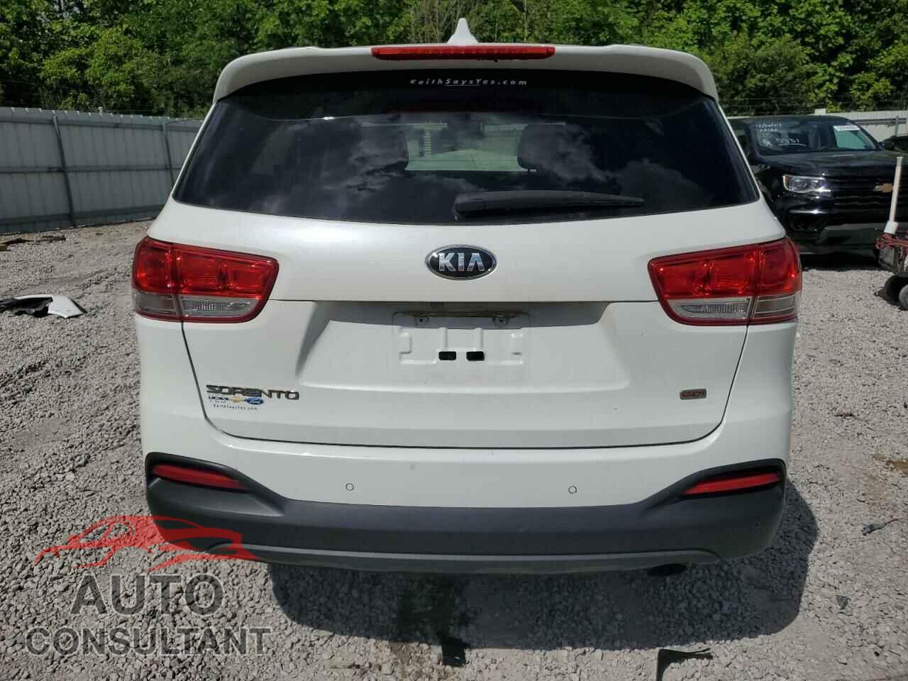 KIA SORENTO 2016 - 5XYPG4A31GG033653