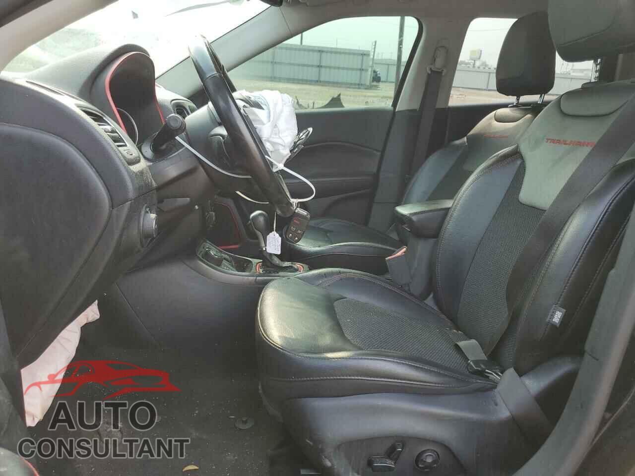 JEEP COMPASS 2020 - 3C4NJDDB9LT123275