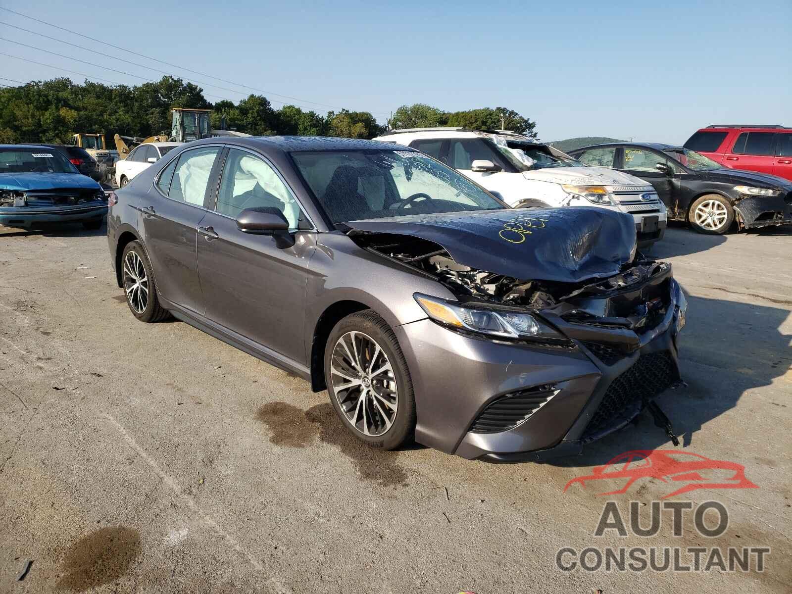 TOYOTA CAMRY 2020 - 4T1G11AK1LU915773