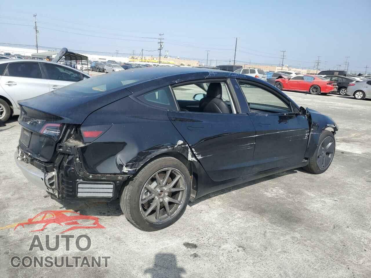 TESLA MODEL 3 2022 - 5YJ3E1EA2NF132921