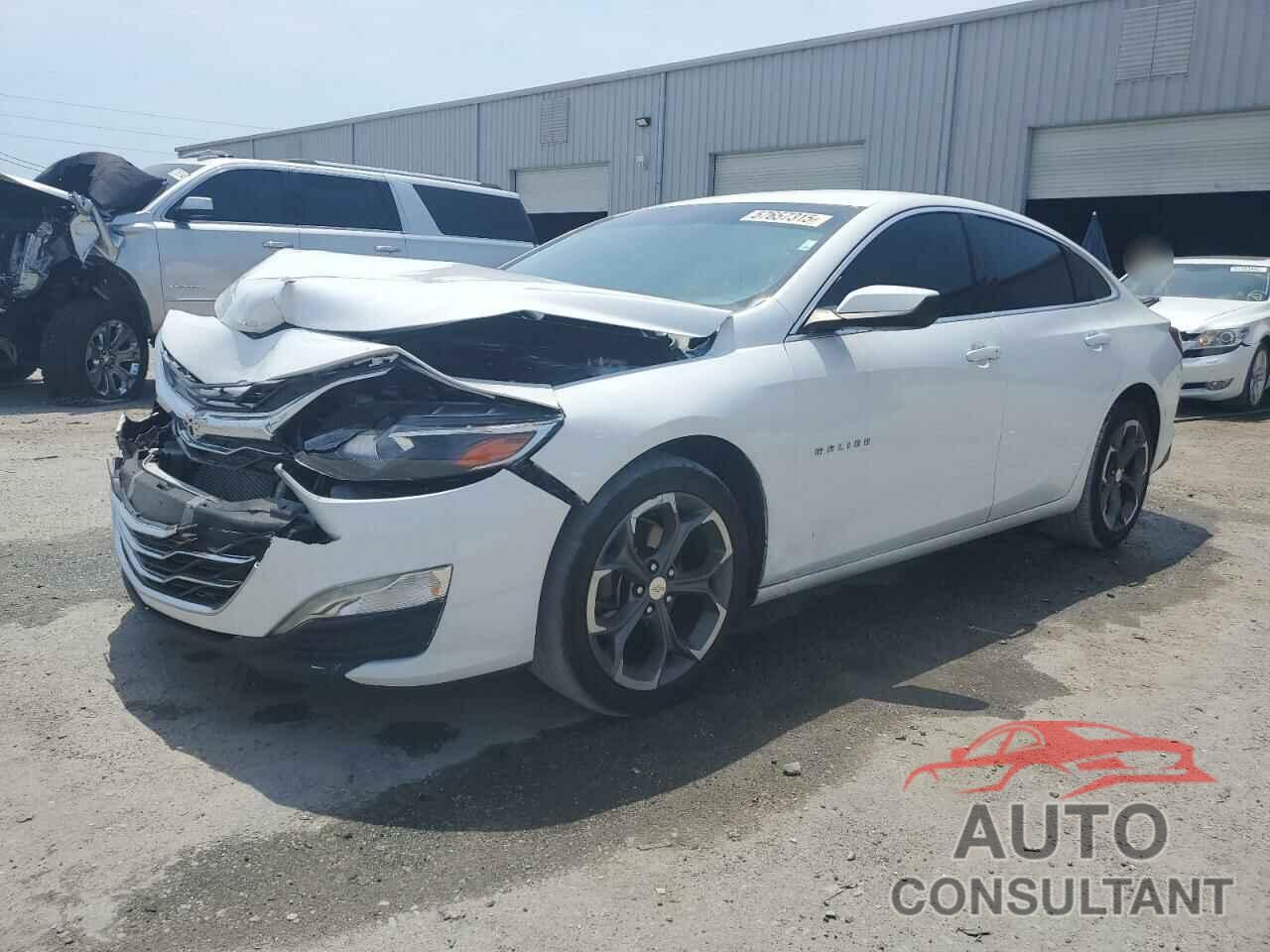 CHEVROLET MALIBU 2022 - 1G1ZD5STXNF117761