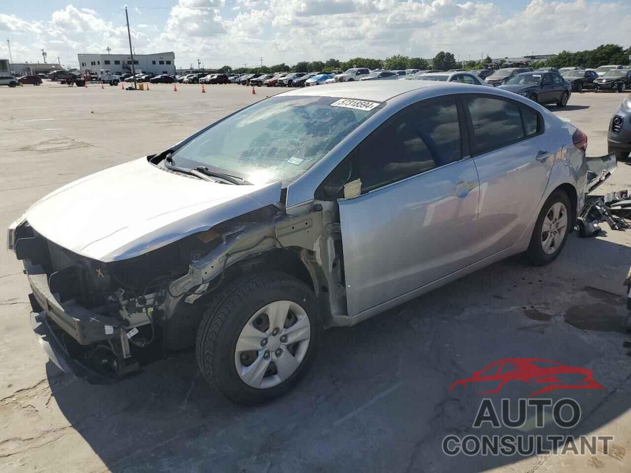 KIA FORTE 2018 - 3KPFK4A77JE186796