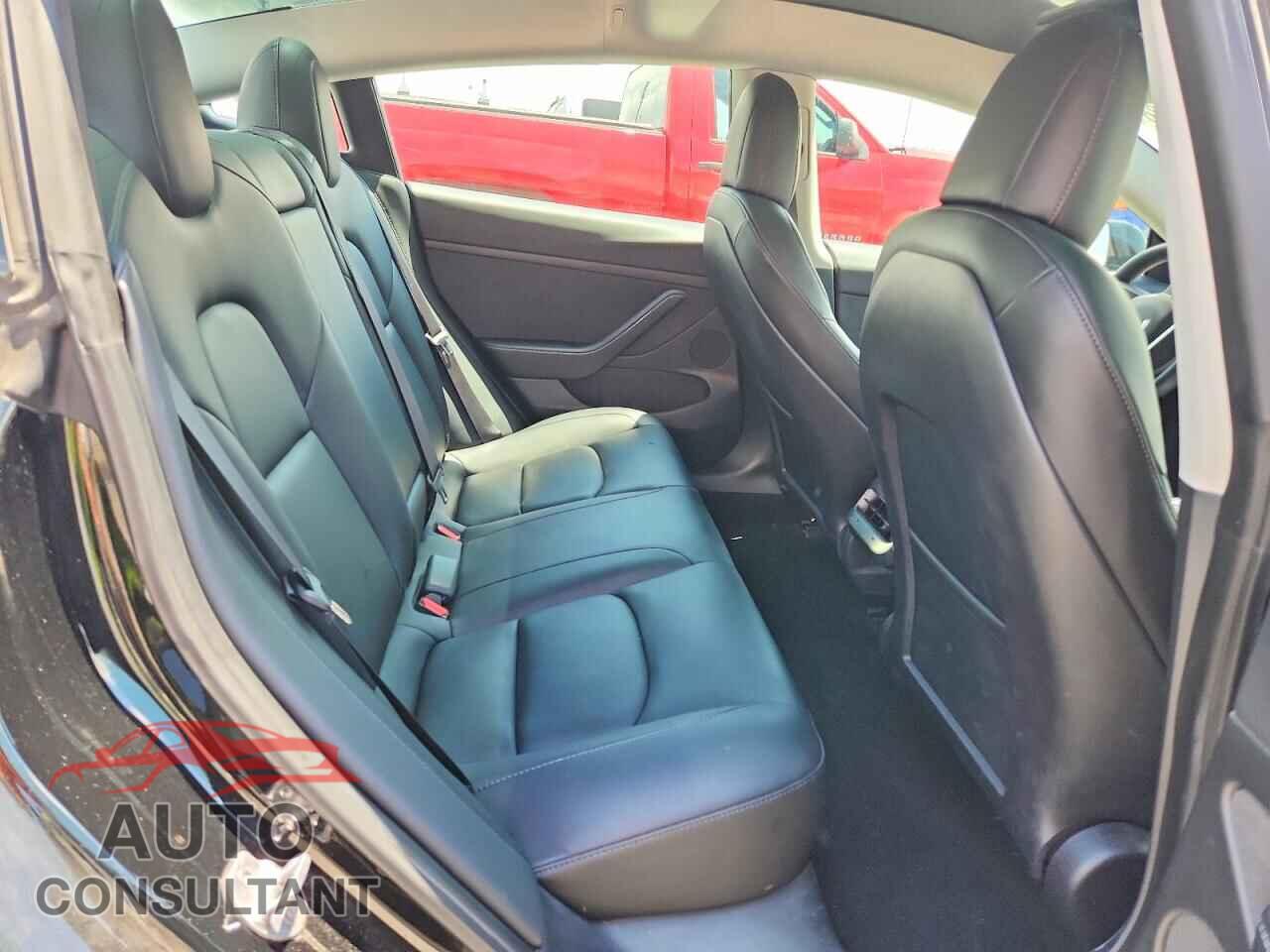 TESLA MODEL 3 2021 - 5YJ3E1EA1MF023686