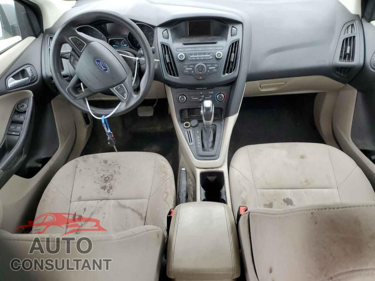 FORD FOCUS 2015 - 1FADP3F28FL336905