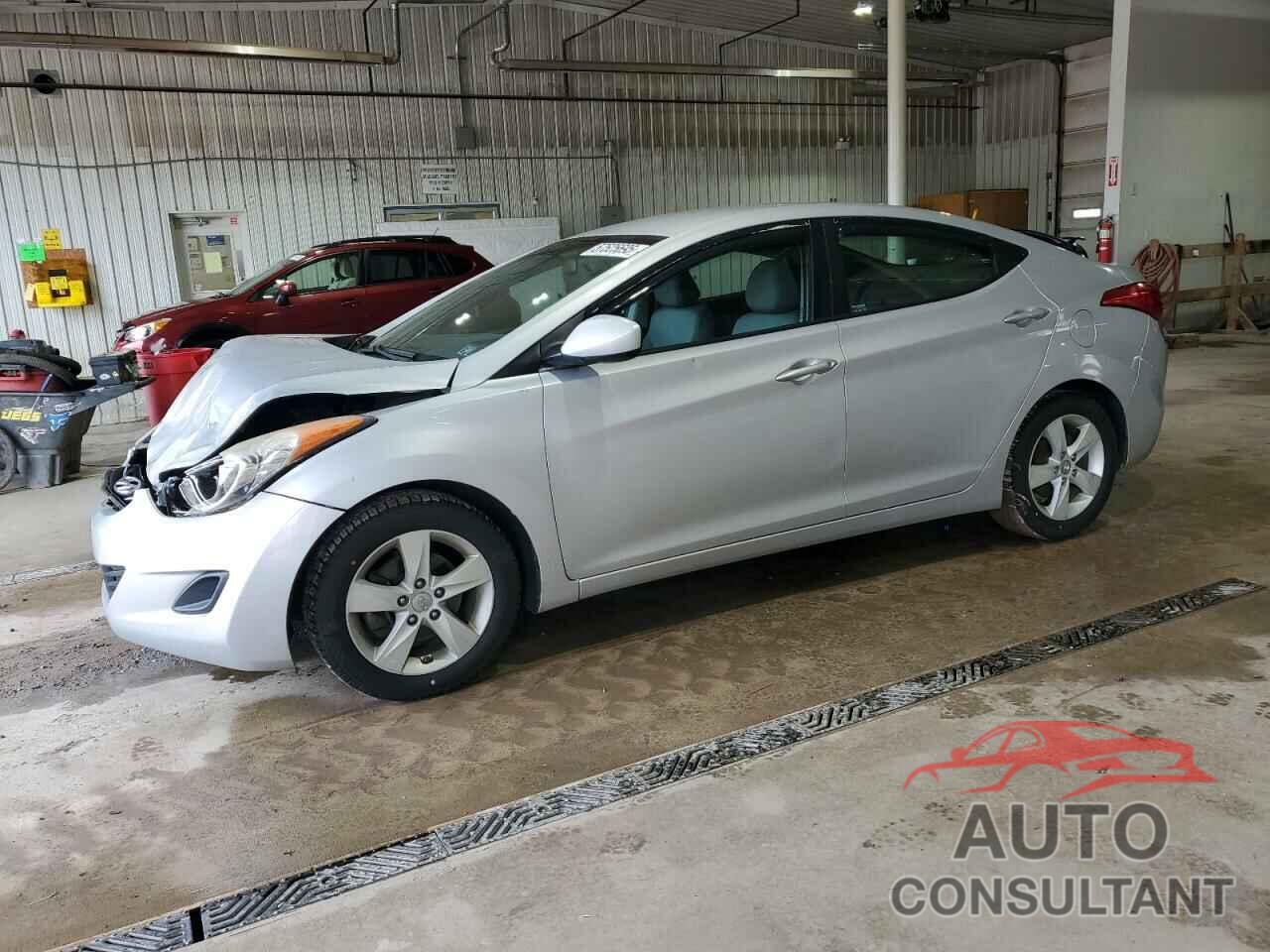 HYUNDAI ELANTRA 2013 - KMHDH4AE4DU813900