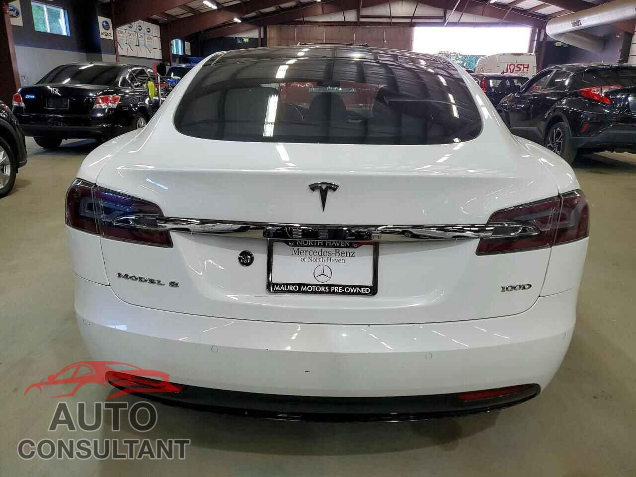 TESLA MODEL S 2018 - 5YJSA1E25JF244333