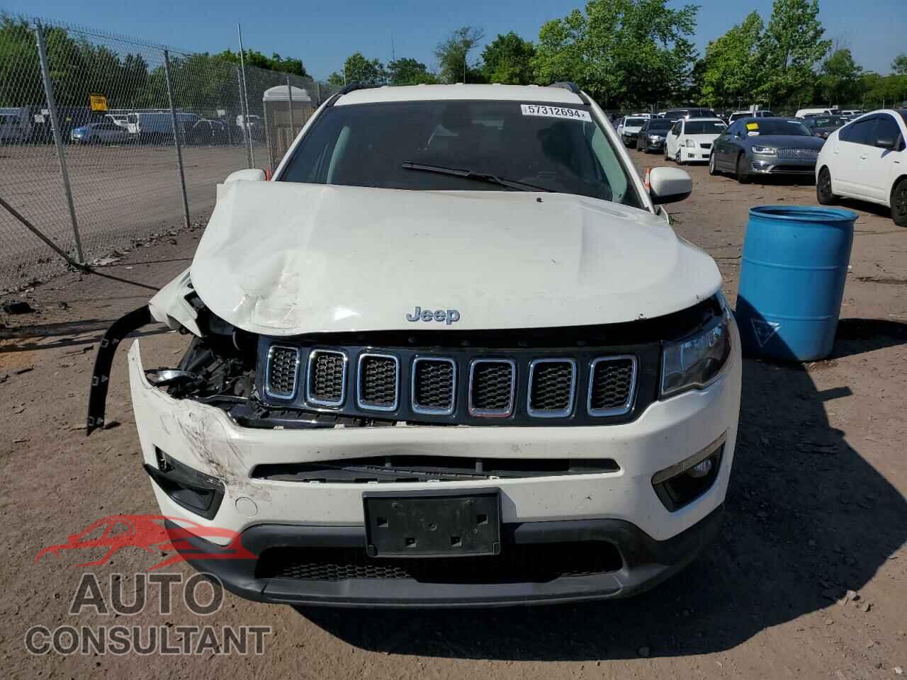 JEEP COMPASS 2019 - 3C4NJDBB7KT647526