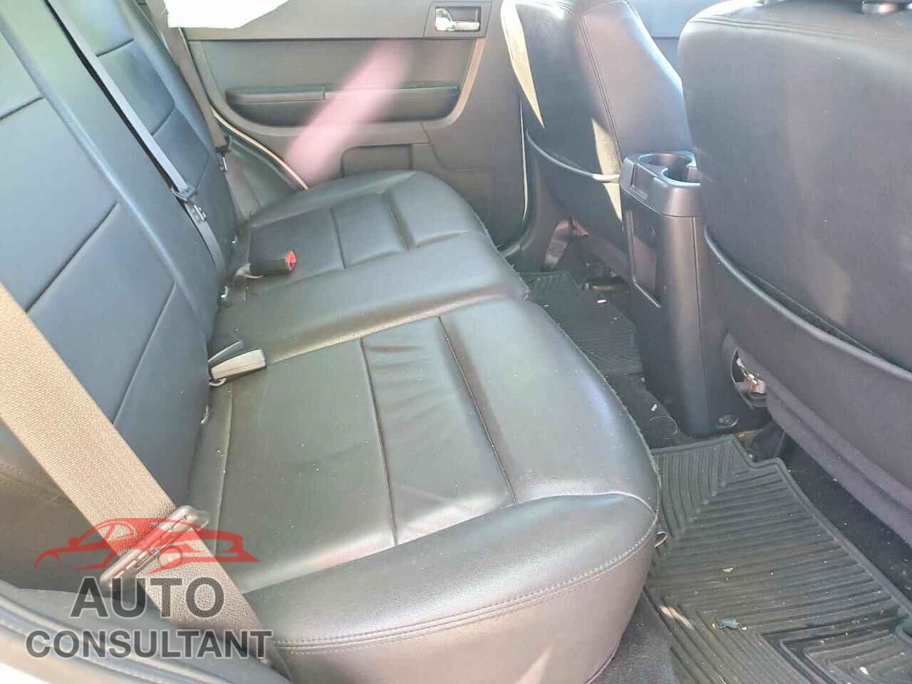 FORD ESCAPE 2011 - 1FMCU0EG9BKB71971