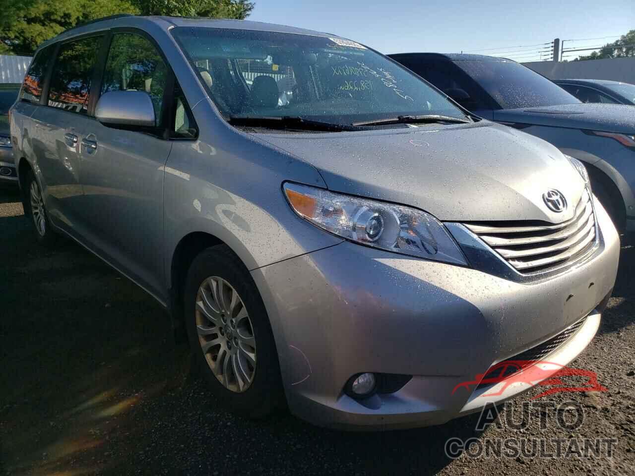 TOYOTA SIENNA 2017 - 5TDYZ3DC6HS834829