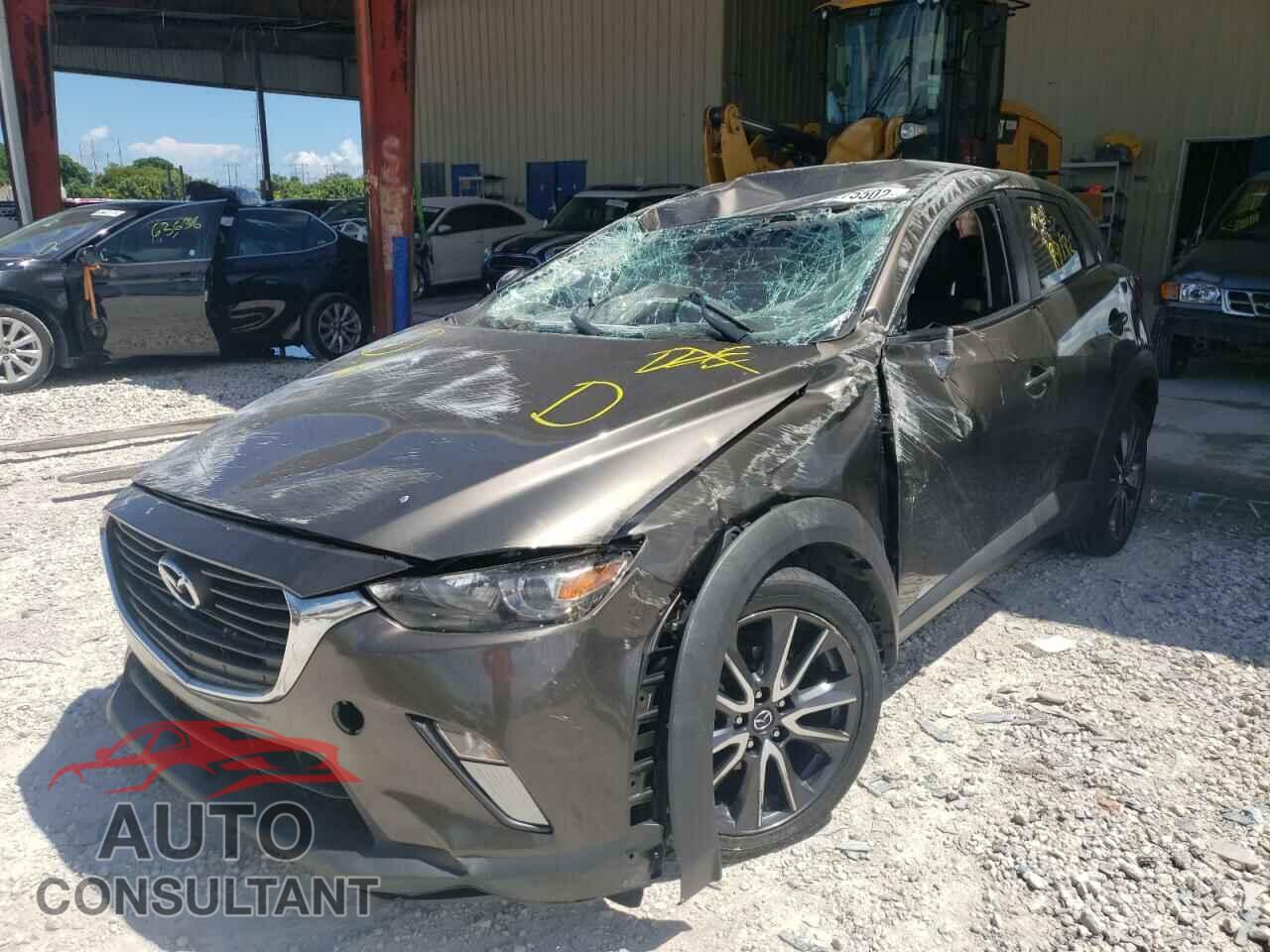 MAZDA CX-3 2018 - JM1DKDC76J0315754
