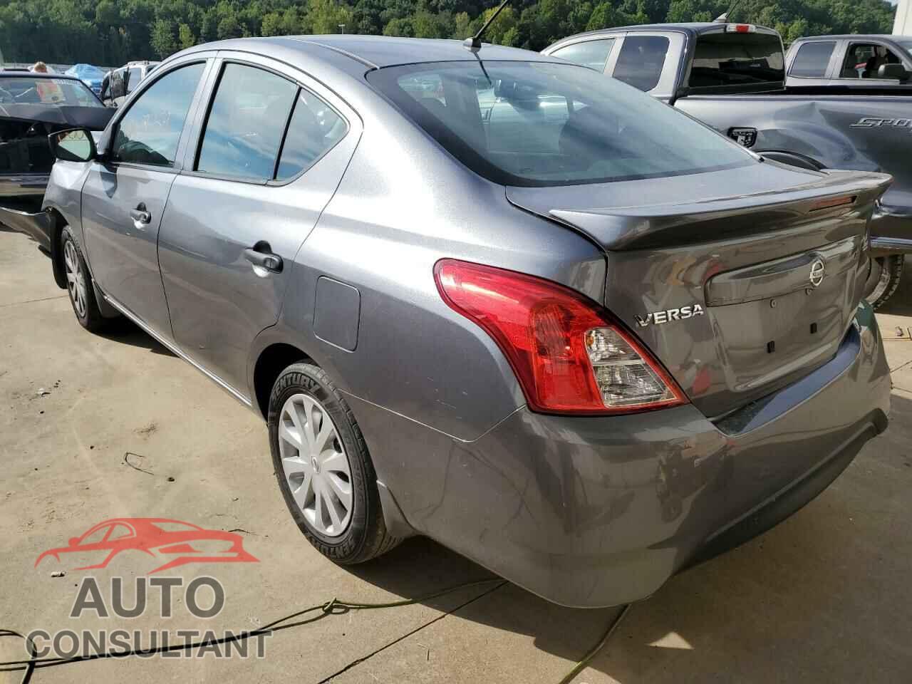 NISSAN VERSA 2017 - 3N1CN7AP2HL908129