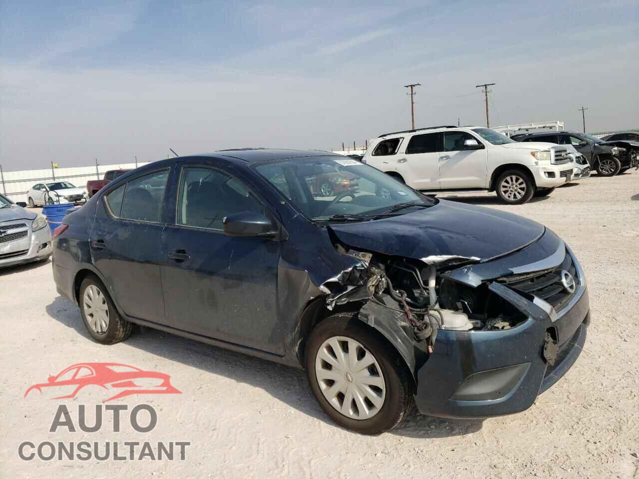 NISSAN VERSA 2017 - 3N1CN7AP1HL879934