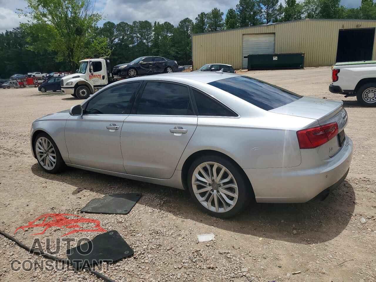AUDI A6 2013 - WAUGFAFC5DN032873