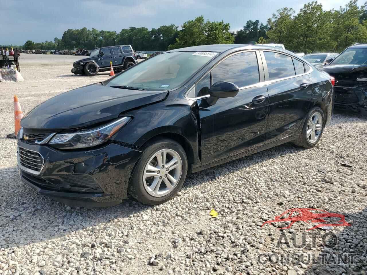 CHEVROLET CRUZE 2018 - 1G1BE5SM2J7138082