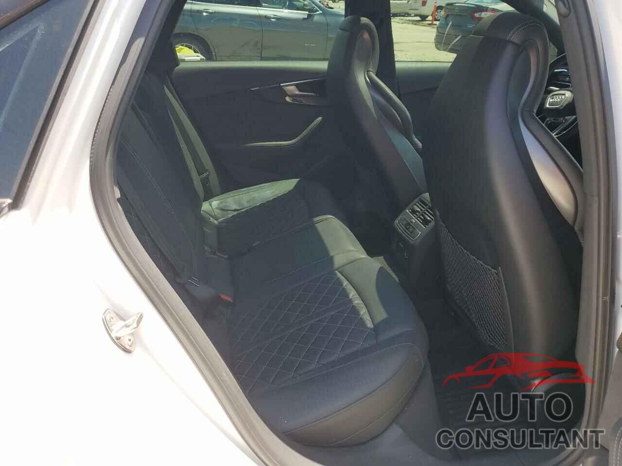 AUDI S4/RS4 2023 - WAUB4AF48PA008863