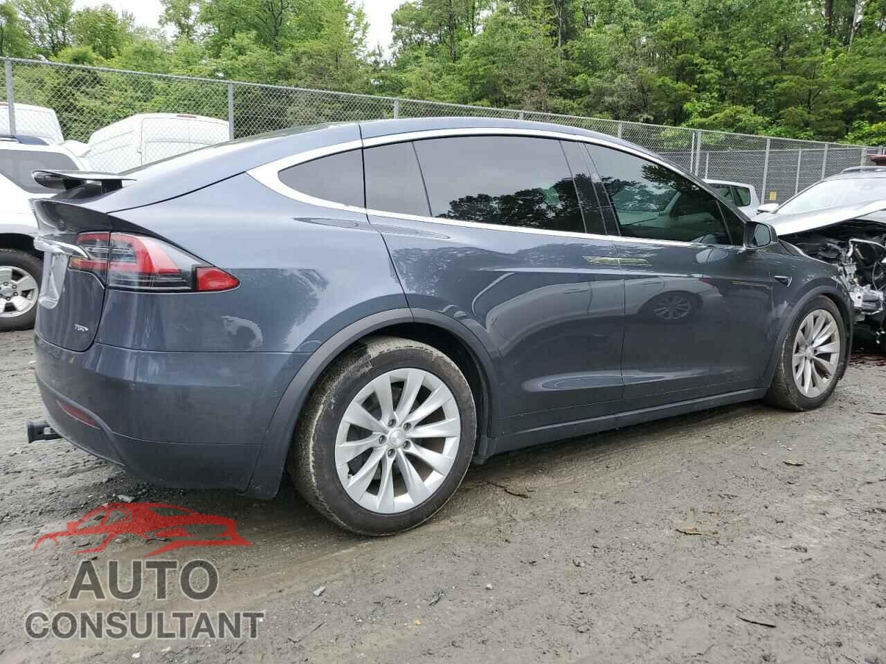 TESLA MODEL X 2017 - 5YJXCDE24HF078317