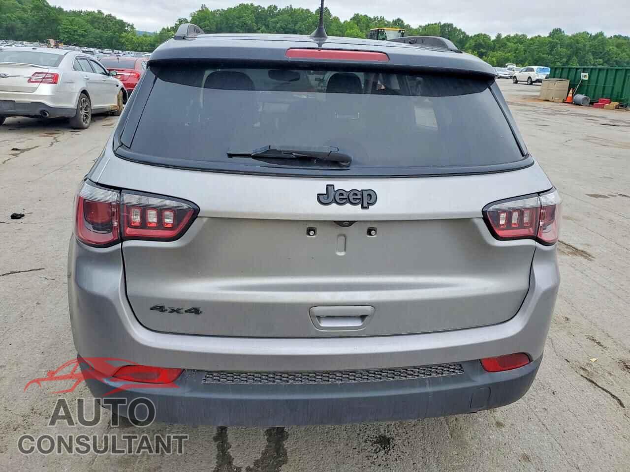 JEEP COMPASS 2019 - 3C4NJDBB0KT696616