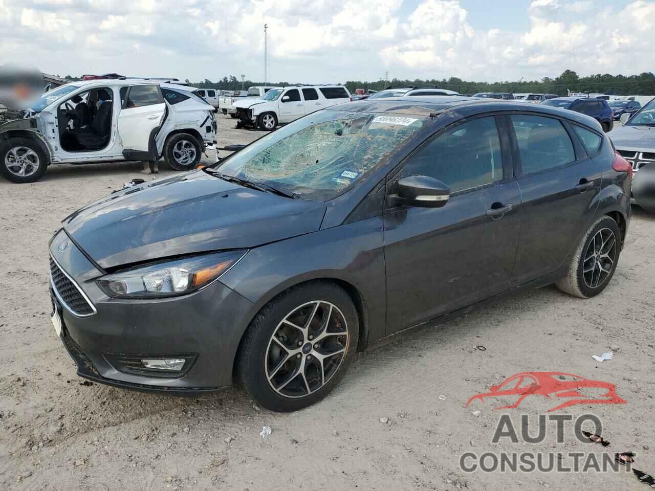 FORD FOCUS 2018 - 1FADP3M23JL249442