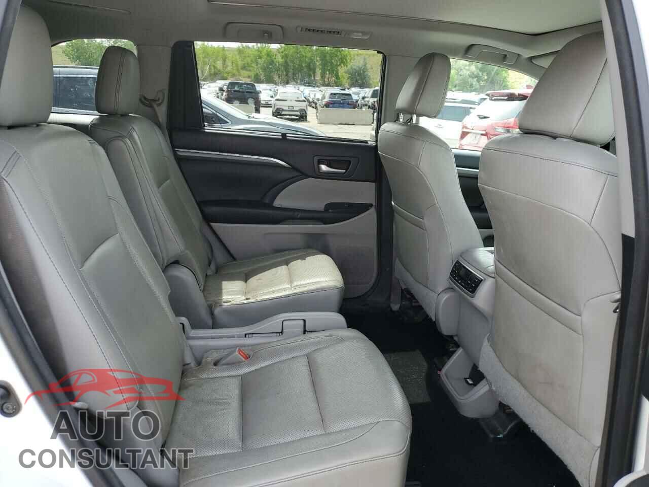 TOYOTA HIGHLANDER 2017 - 5TDDGRFH0HS036083