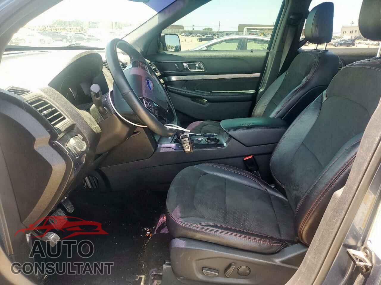 FORD EXPLORER 2019 - 1FM5K7D88KGB38125