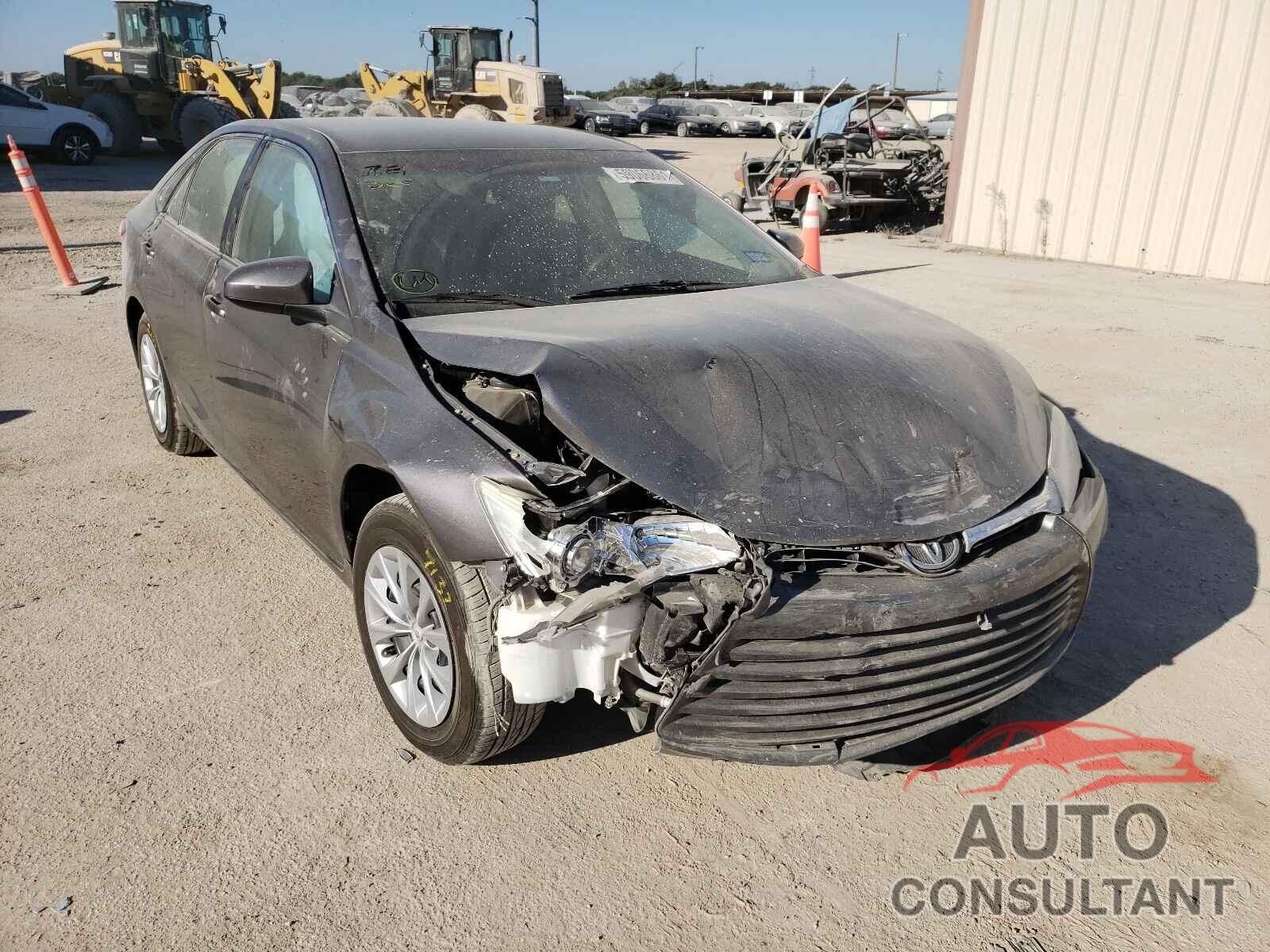 TOYOTA CAMRY 2016 - 4T4BF1FKXGR534018