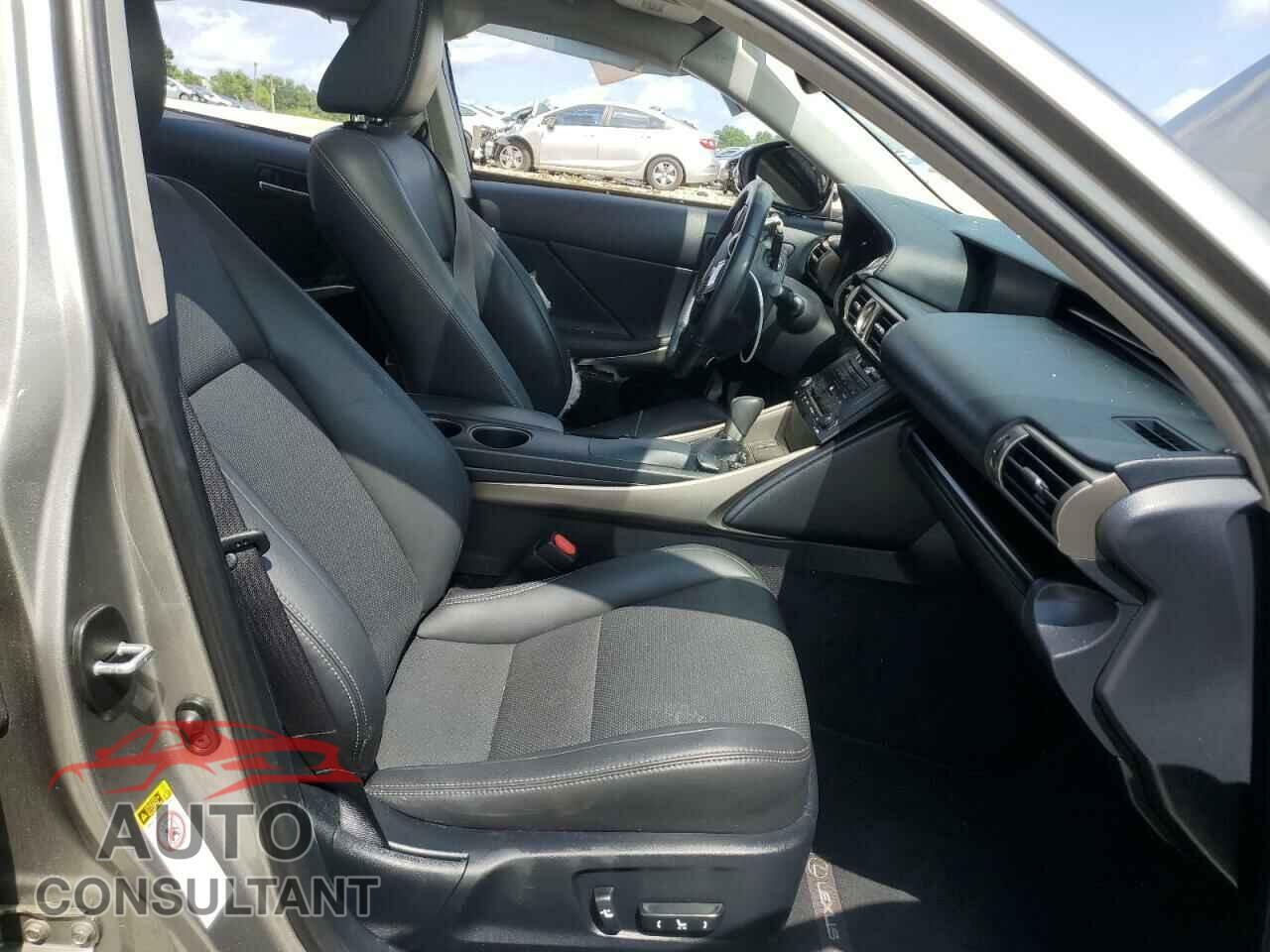 LEXUS IS 2014 - JTHBF1D24E5004845