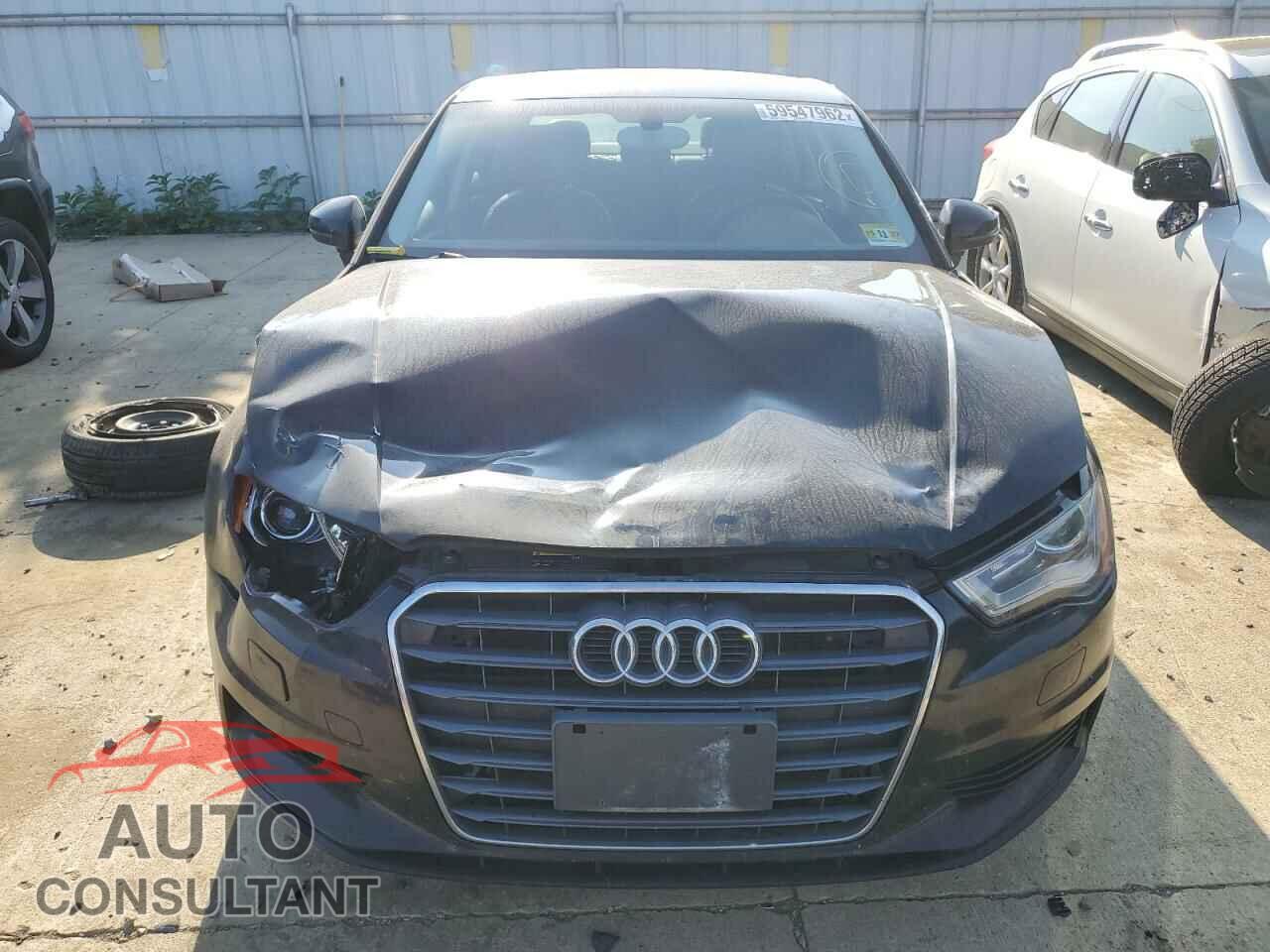 AUDI A3 2015 - WAUACGFF4F1069404