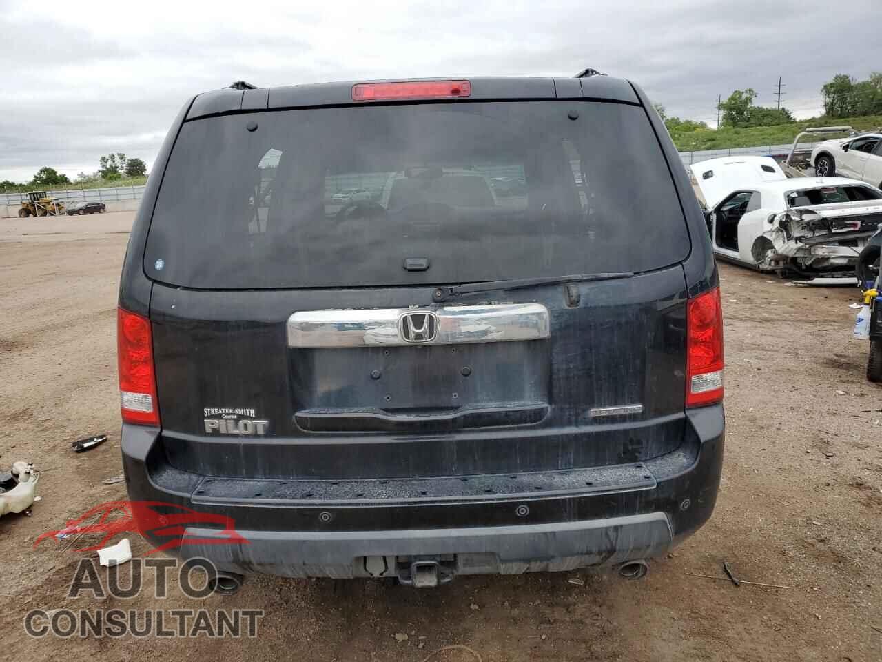 HONDA PILOT 2011 - 5FNYF3H9XBB038703