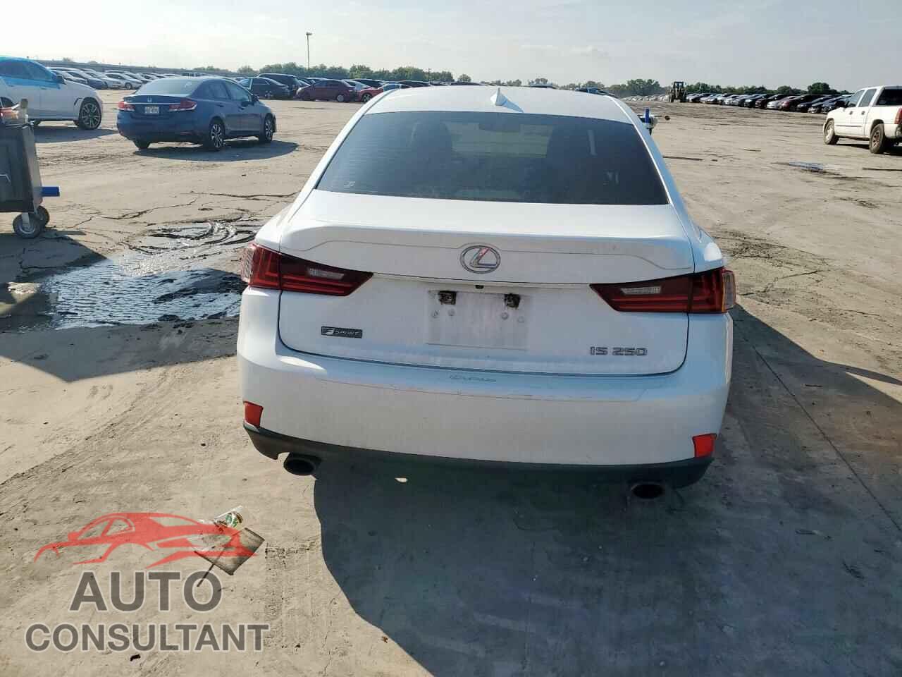 LEXUS IS 2014 - JTHBF1D2XE5019009