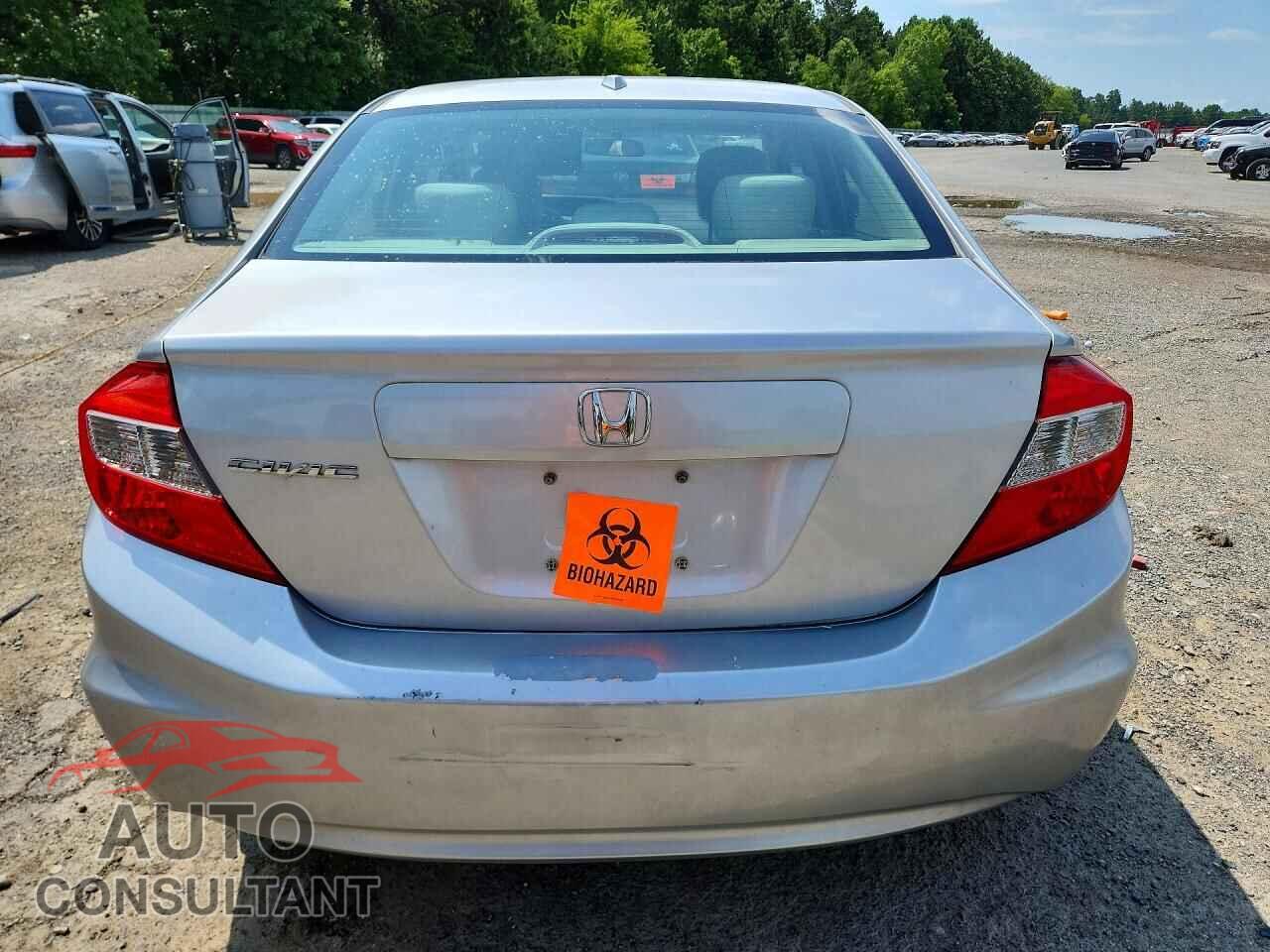 HONDA CIVIC 2012 - 19XFB2F88CE044661