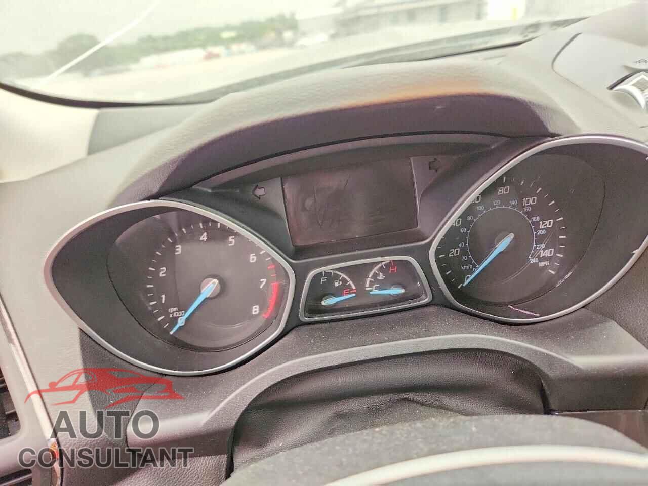 FORD ESCAPE 2015 - 1FMCU9J99FUB22601