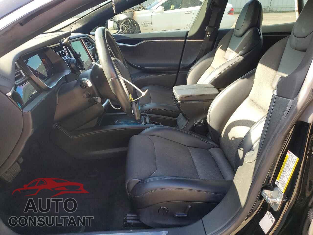 TESLA MODEL S 2017 - 5YJSA1E15HF202729