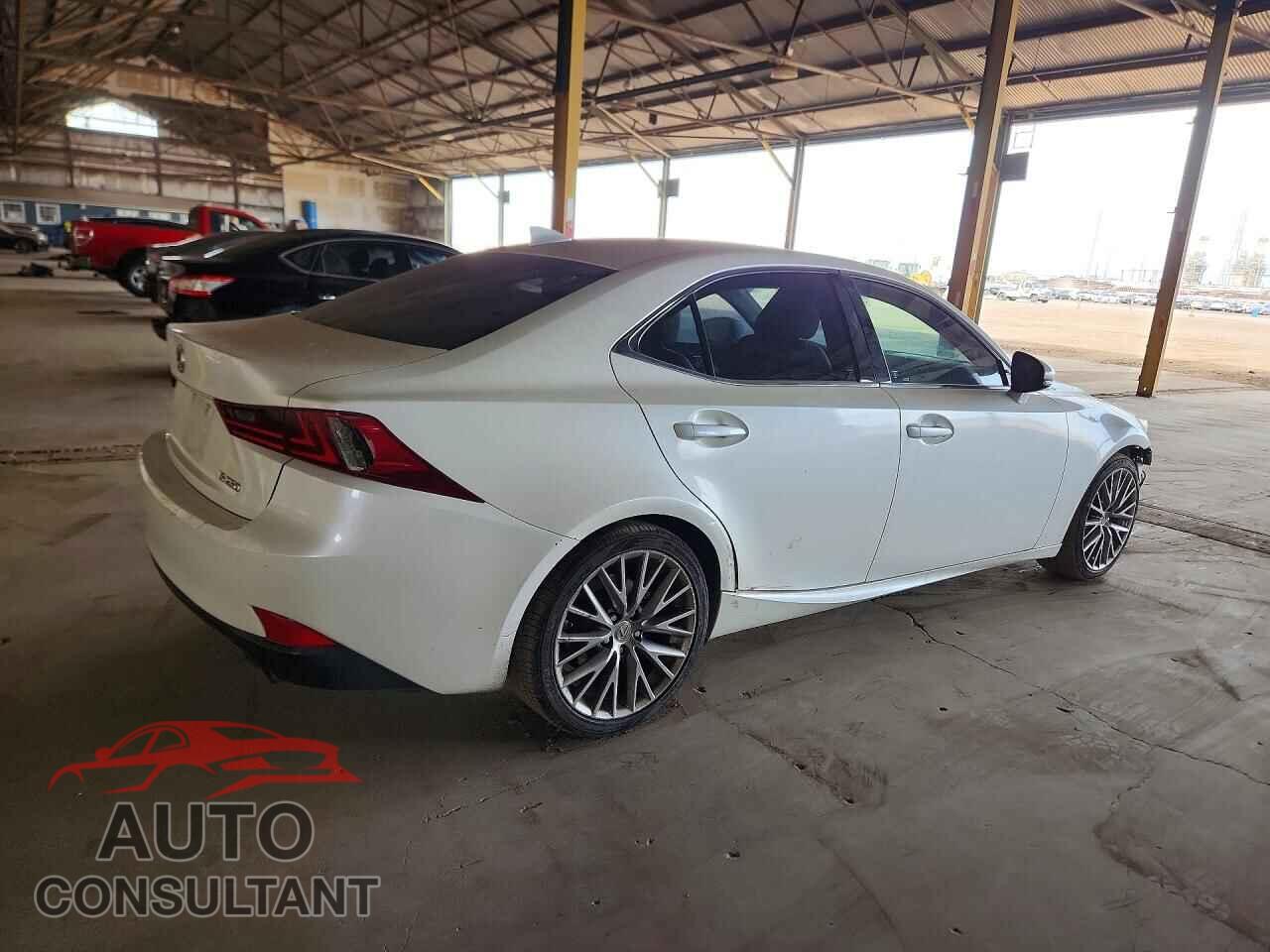 LEXUS IS 2014 - JTHBF1D2XE5037820