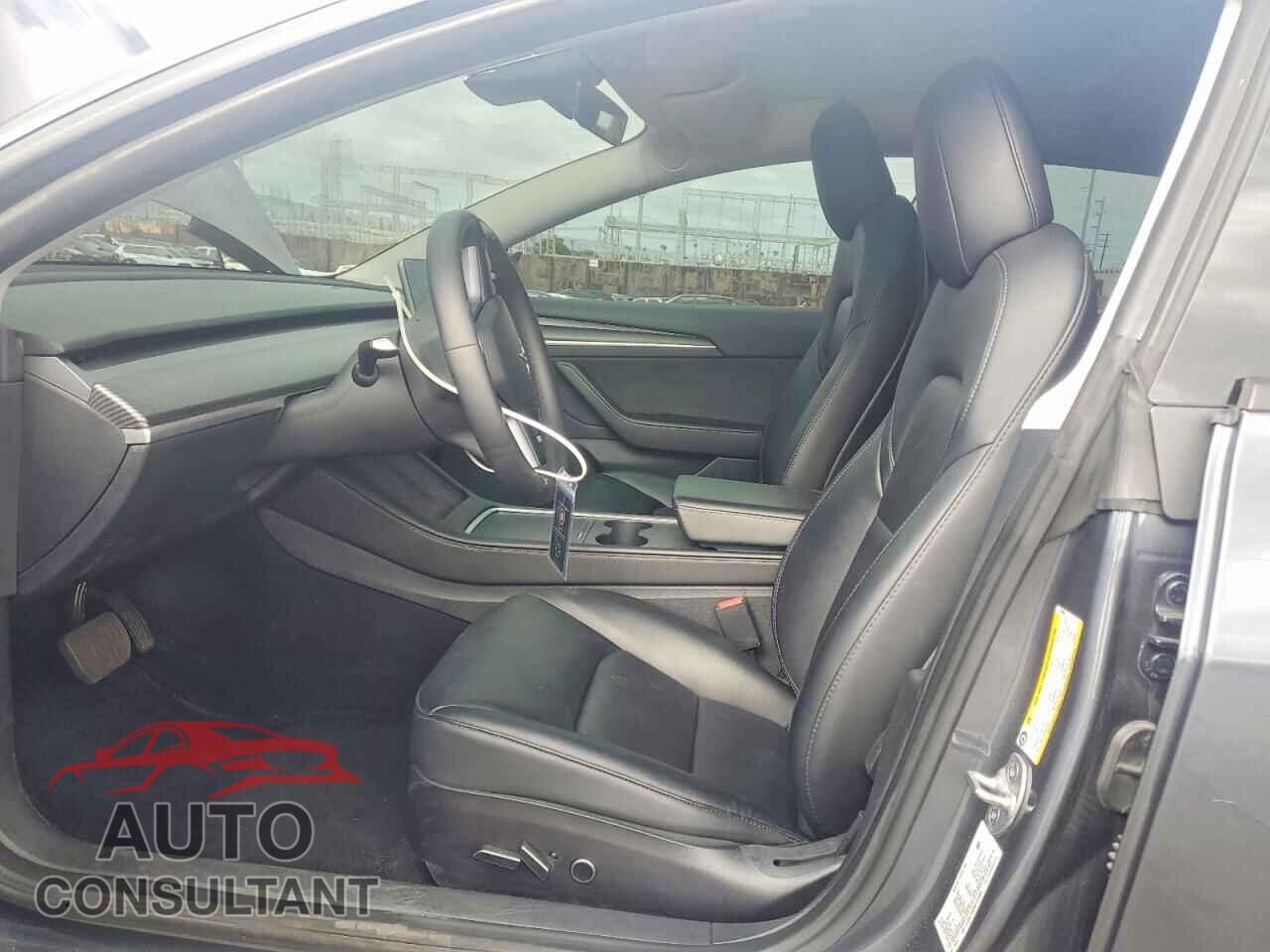 TESLA MODEL 3 2022 - 5YJ3E1EB8NF354985