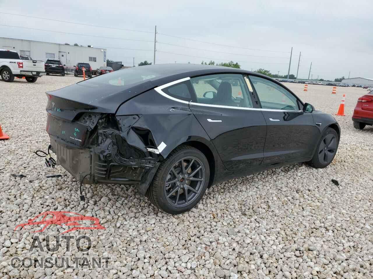TESLA MODEL 3 2019 - 5YJ3E1EB2KF385516
