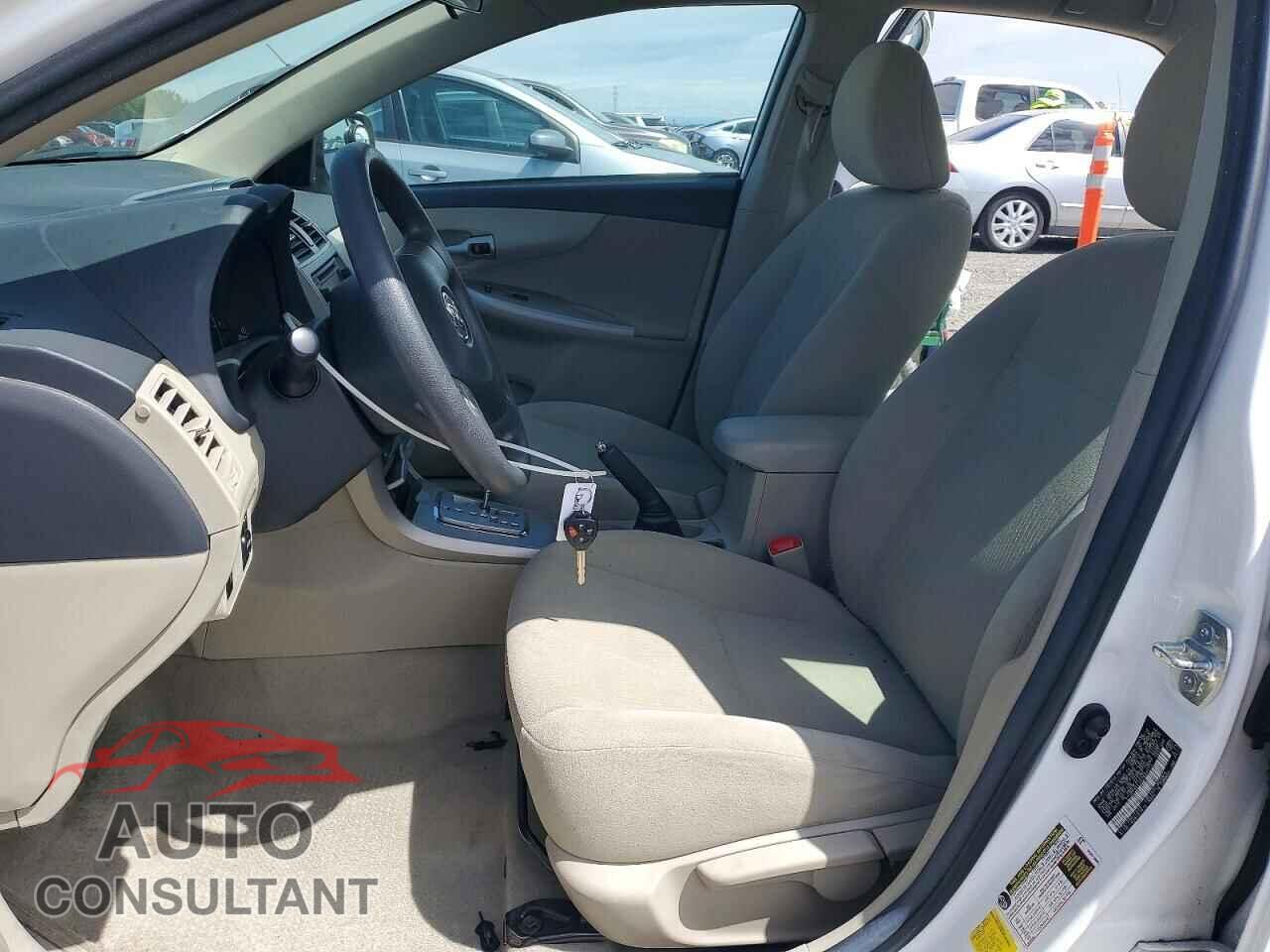 TOYOTA COROLLA 2013 - 2T1BU4EEXDC084672