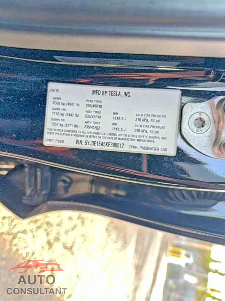 TESLA MODEL 3 2019 - 5YJ3E1EA5KF398512
