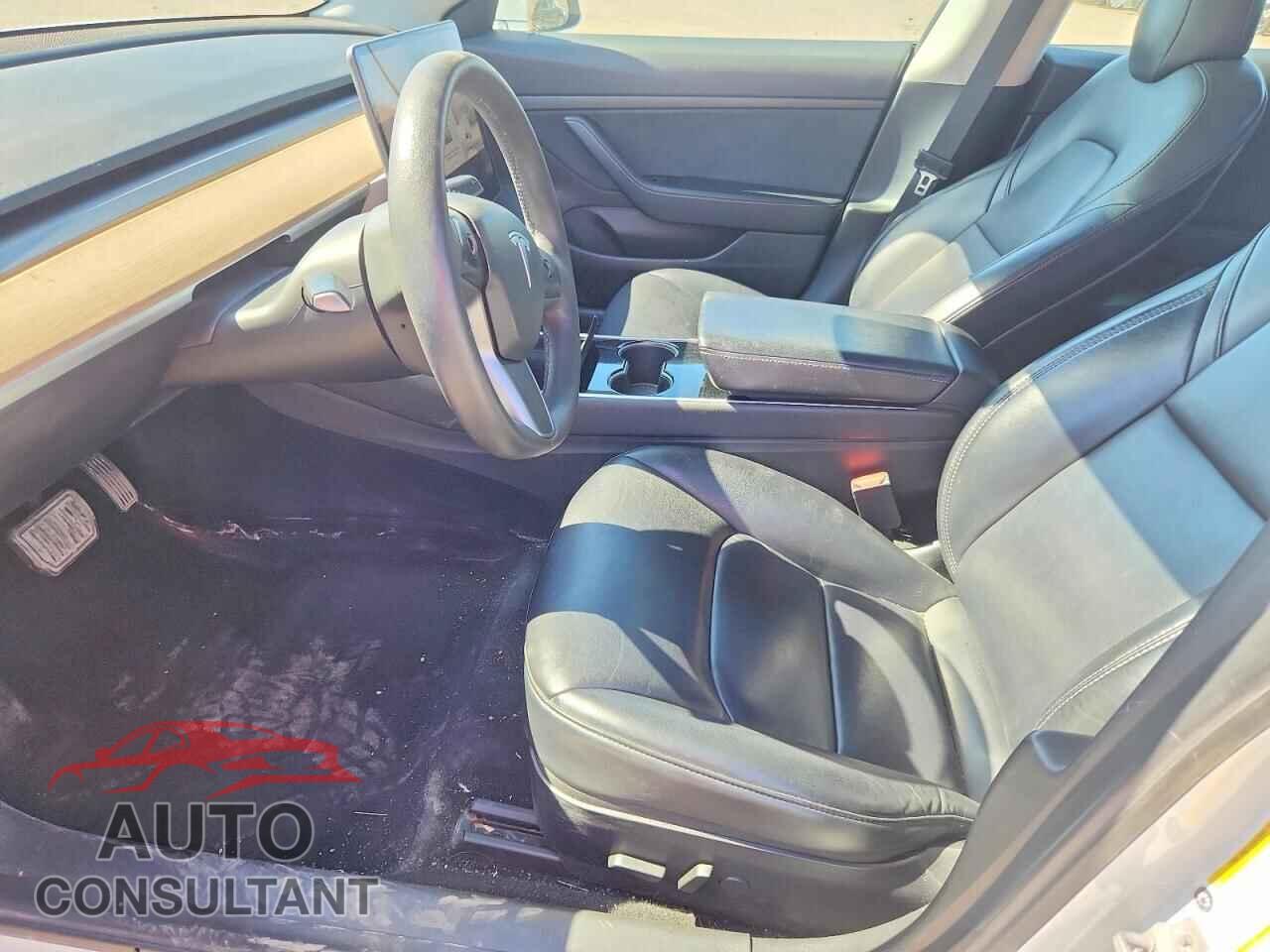TESLA MODEL 3 2020 - 5YJ3E1EA5LF529391