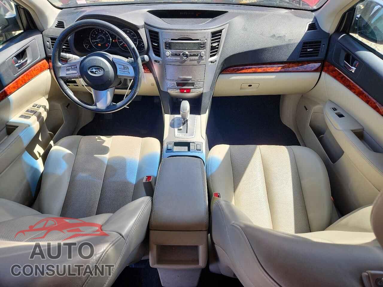 SUBARU OUTBACK 2011 - 4S4BRBKC8B3320973