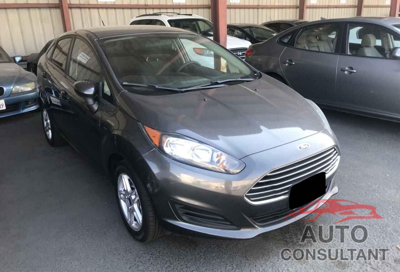 FORD FIESTA 2017 - 3FADP4BJ9HM143442