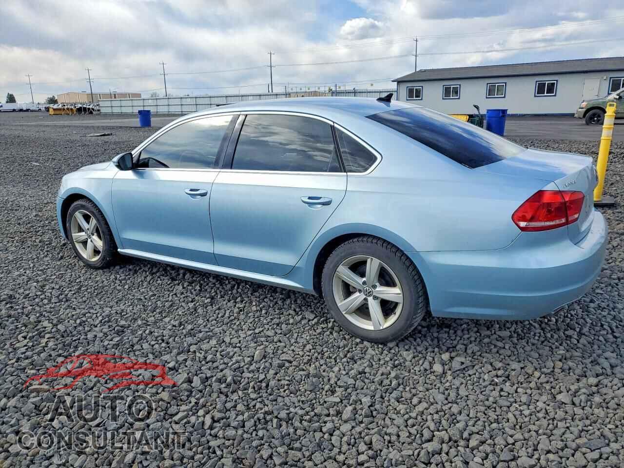 VOLKSWAGEN PASSAT 2012 - 1VWBN7A34CC045647