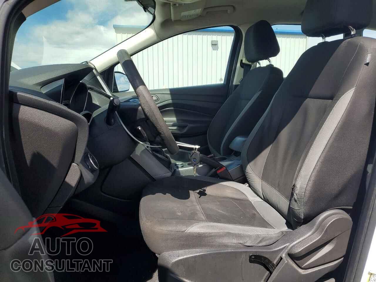 FORD ESCAPE 2013 - 1FMCU0F73DUD70567