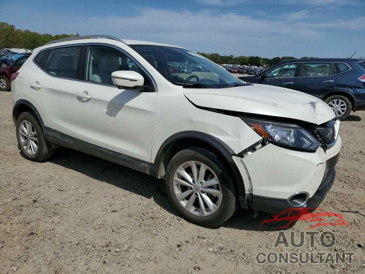NISSAN ROGUE 2018 - JN1BJ1CP5JW164382