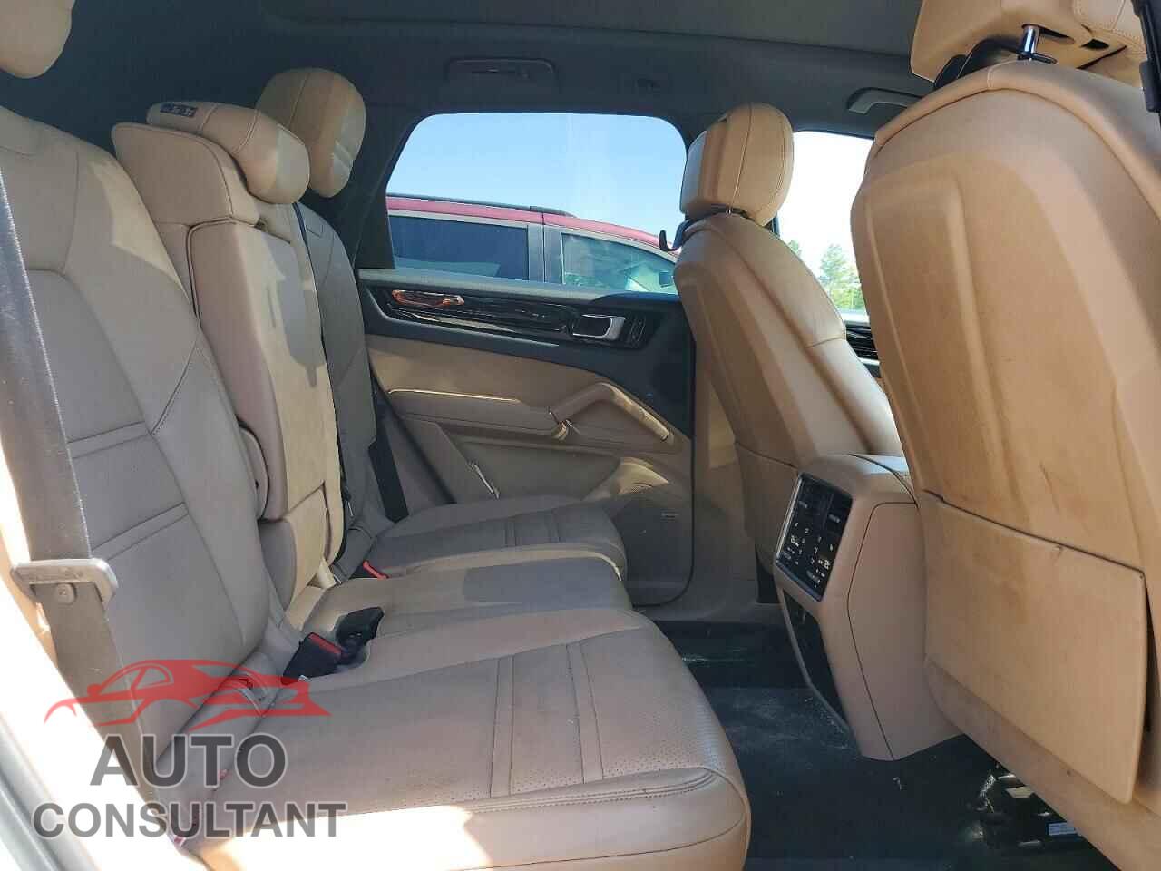 PORSCHE CAYENNE 2019 - WP1AA2AY9KDA06830