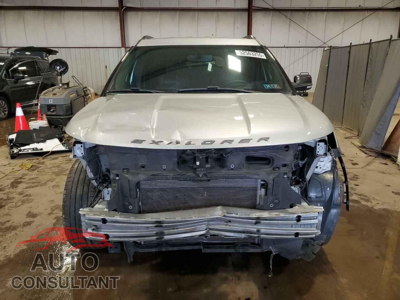 FORD EXPLORER 2017 - 1FM5K8D88HGD71971
