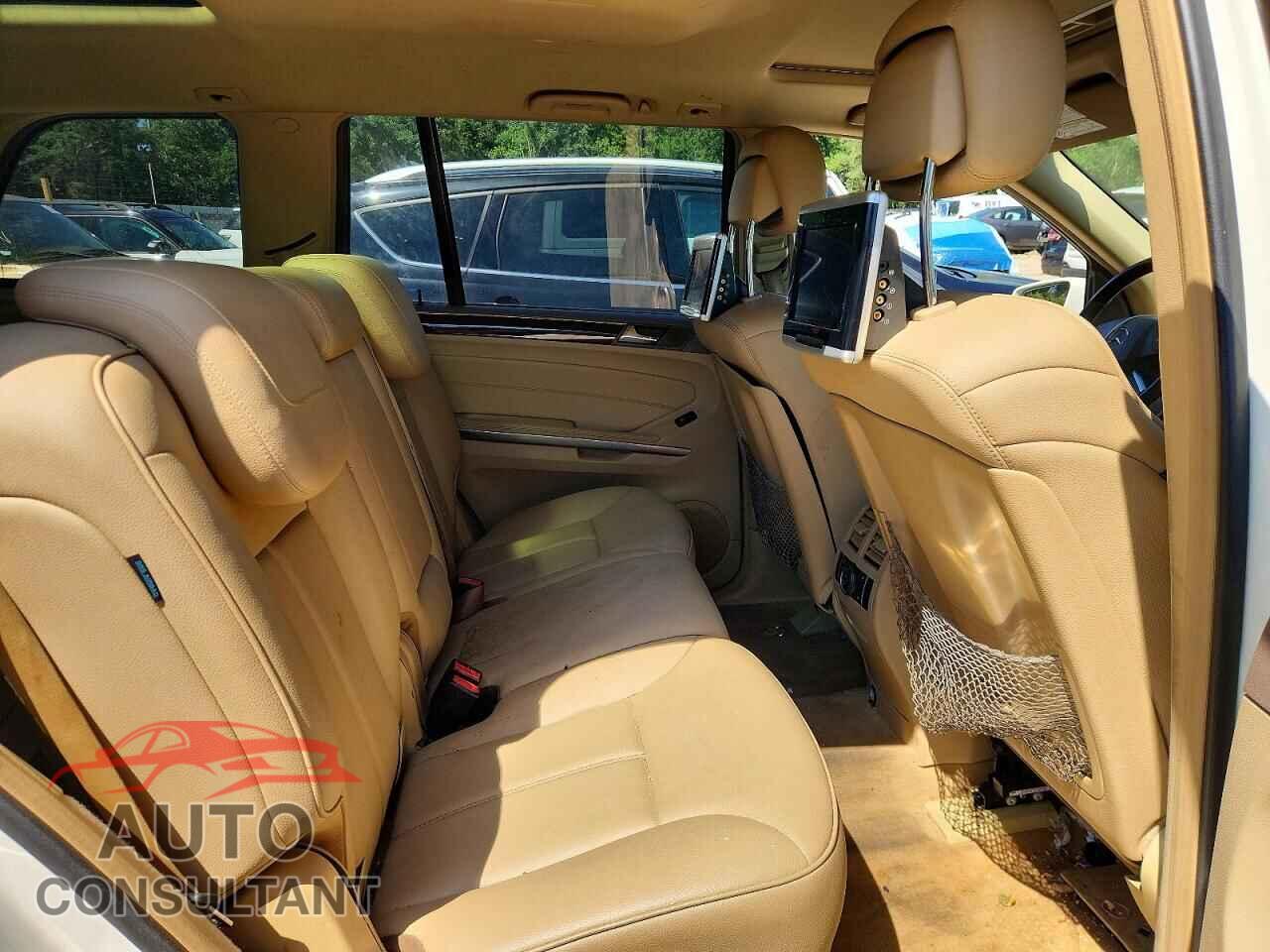 MERCEDES-BENZ GL-CLASS 2012 - 4JGBF7BE0CA790578