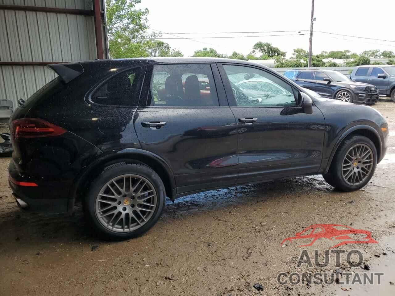 PORSCHE CAYENNE 2017 - WP1AA2A28HKA89795